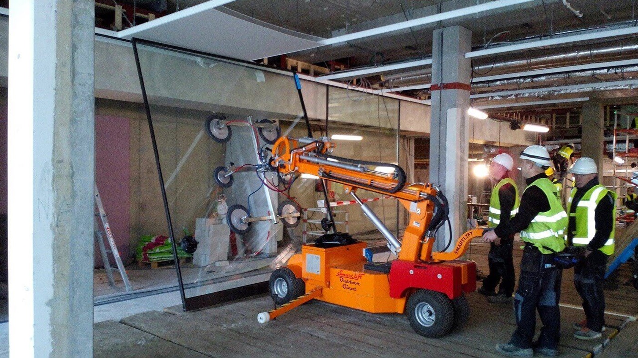 station eindhoven - glazen pui - metaglas