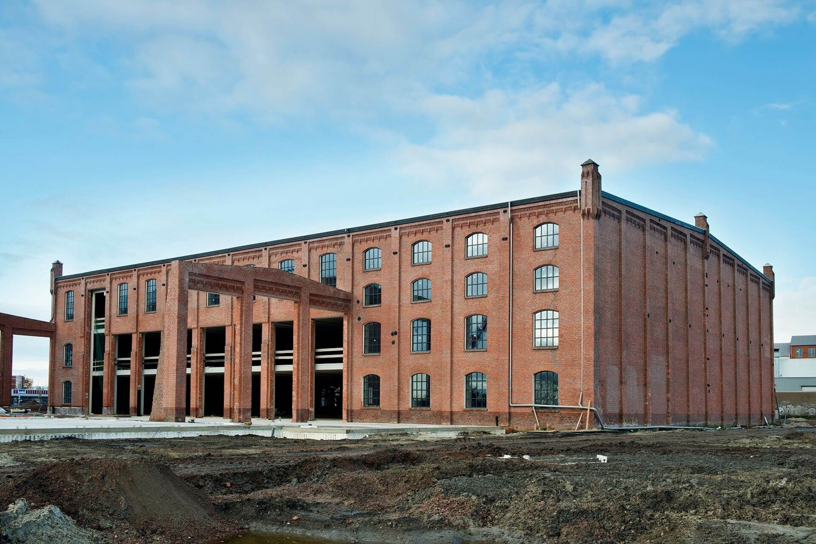 Gebouw de Zeeland in Bergen op Zoom gerenoveerd Metaglas Gebouw de Zeeland in Bergen op Zoom gerenoveerd Metaglas