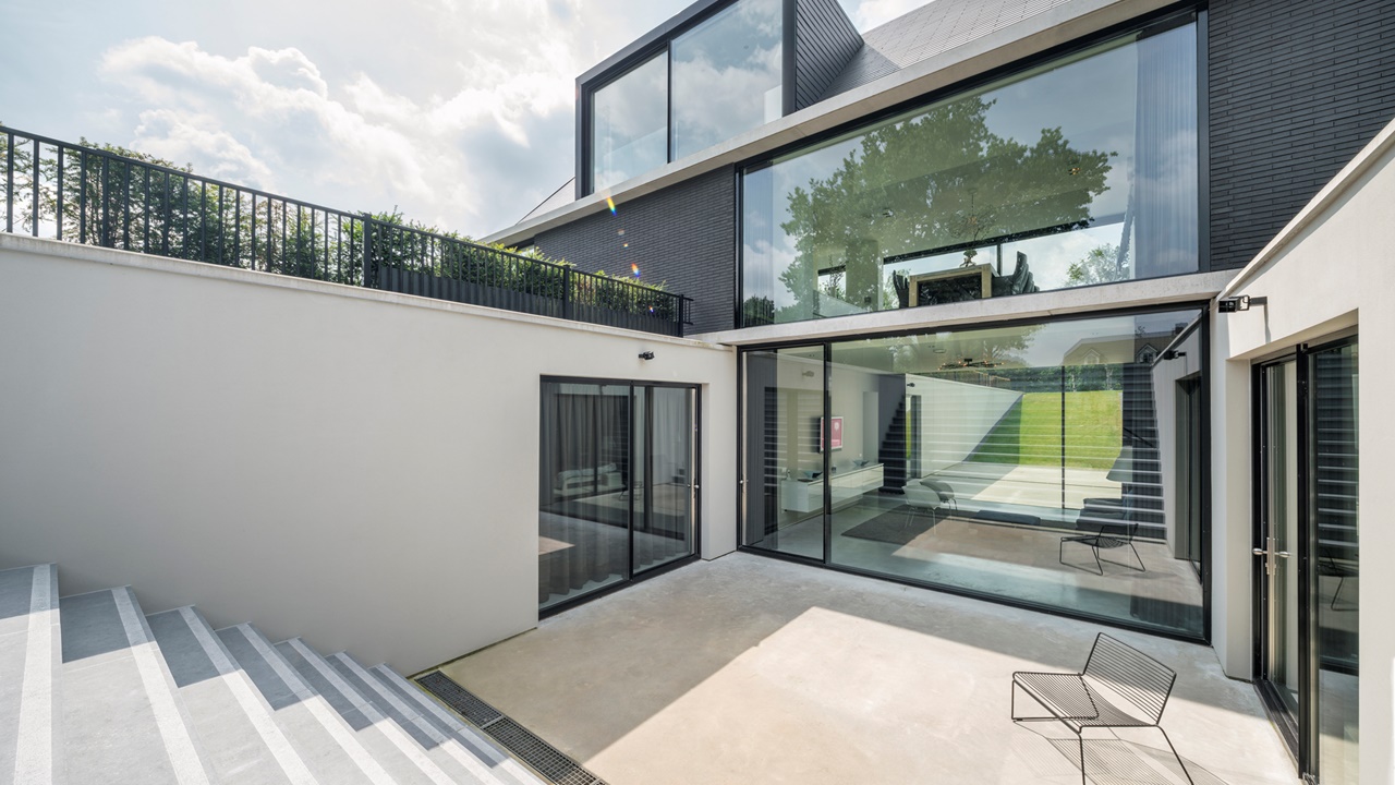 Villa Geldrop - aluminium ramen en deuren - Metaglas