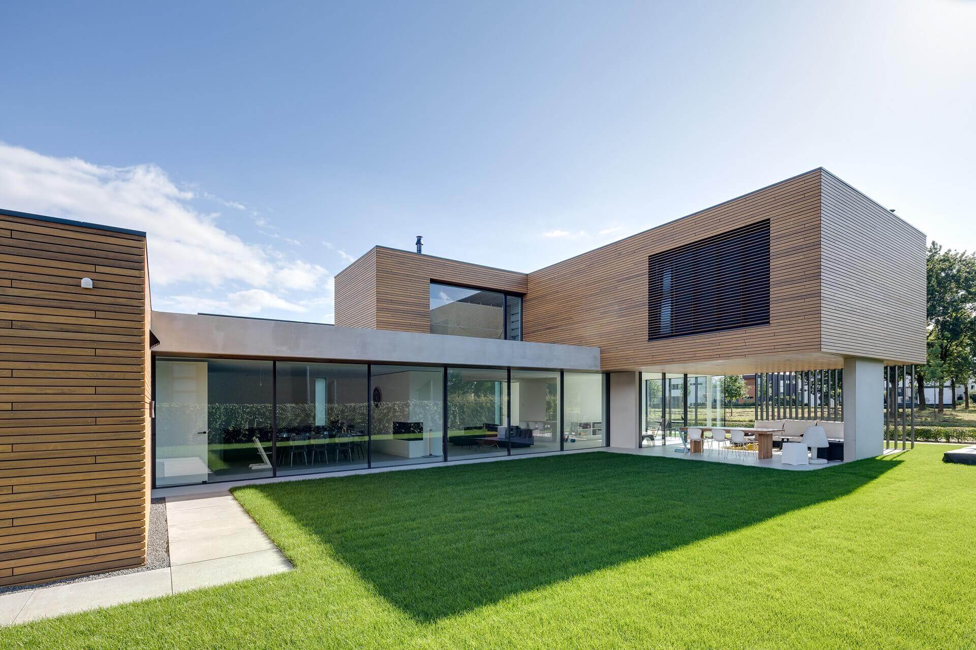 Woningbouw-gevel-schuifpui-Metaglas